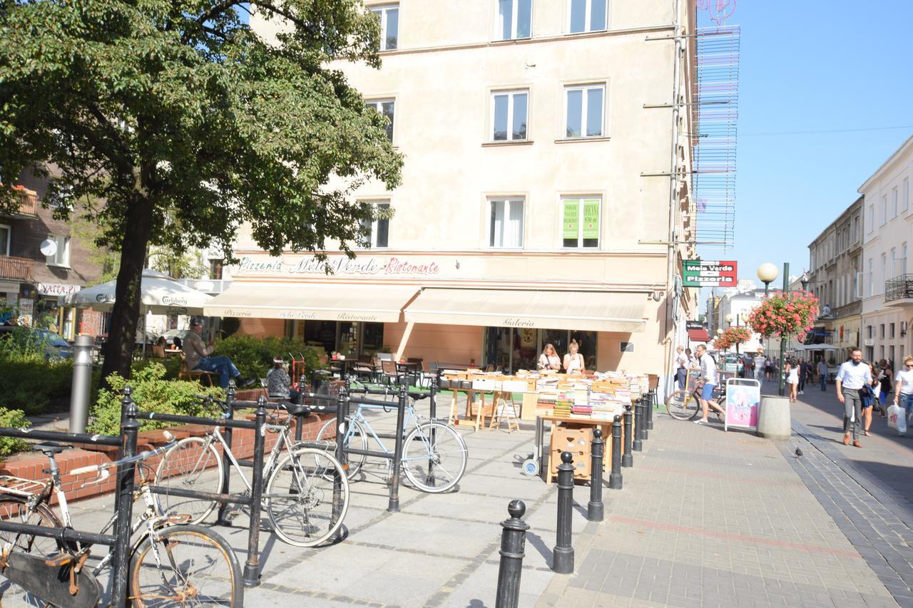 Elegant Apartment Chmielna Promenade Warschau Buitenkant foto