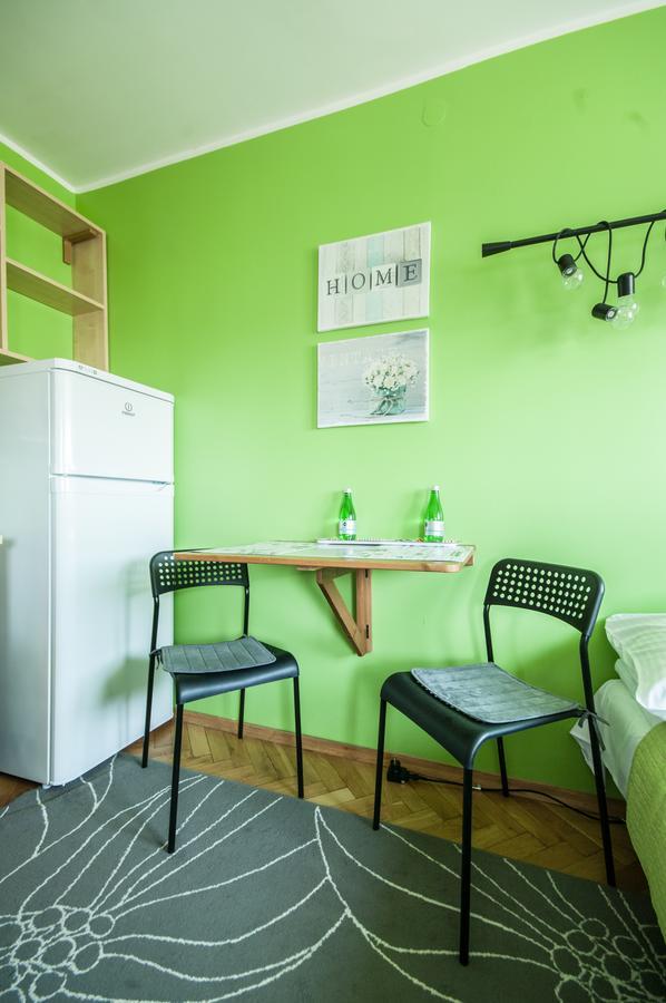 Elegant Apartment Chmielna Promenade Warschau Buitenkant foto